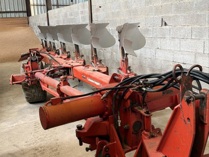 Pflug del tipo Gregoire SPK9, Gebrauchtmaschine en LIMEY-REMENAUVILLE (Imagen 1)