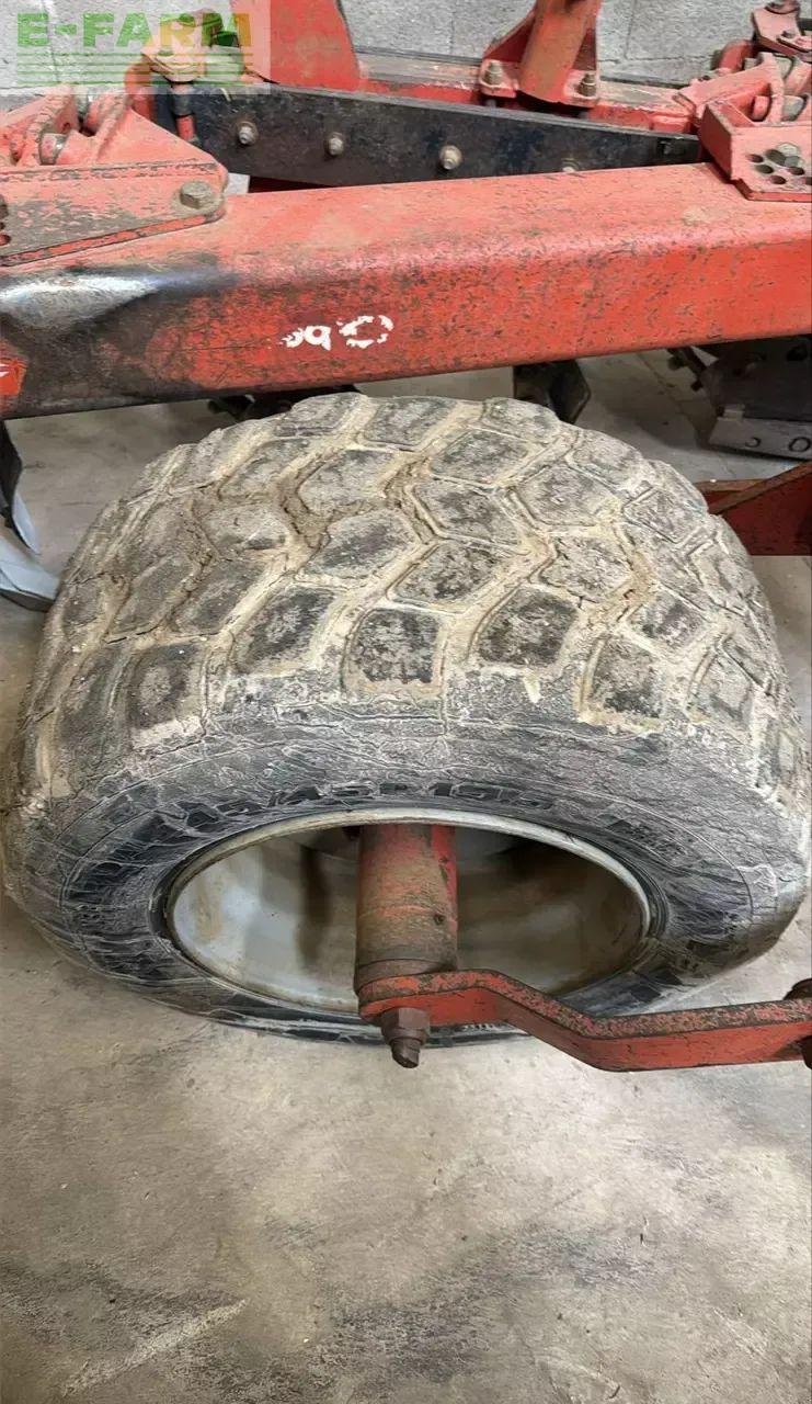 Pflug типа Gregoire spk9, Gebrauchtmaschine в CHAUVONCOURT (Фотография 7)