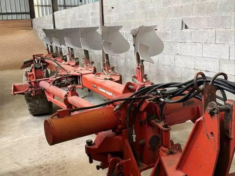 Pflug типа Gregoire spk9, Gebrauchtmaschine в CHAUVONCOURT