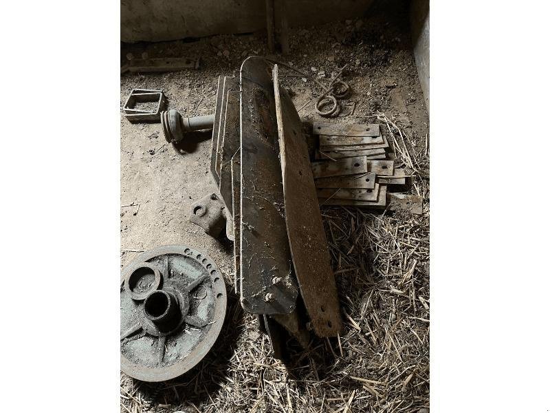 Pflug typu Huard 4014, Gebrauchtmaschine w VERDUN (Zdjęcie 5)