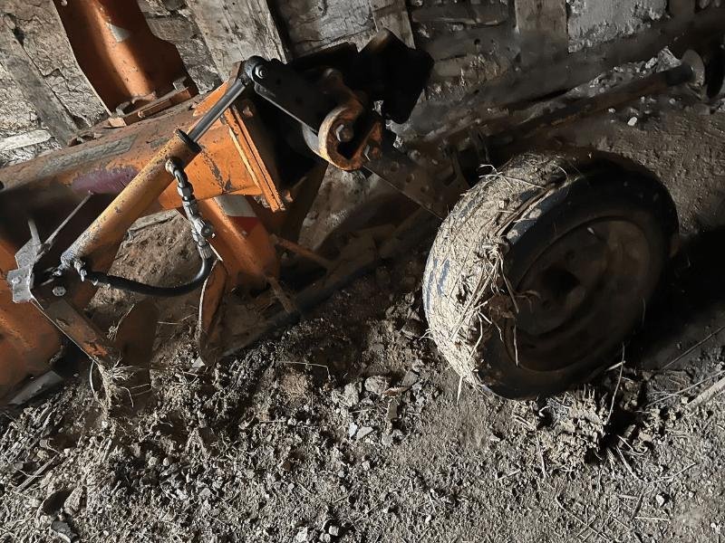 Pflug typu Huard 4014, Gebrauchtmaschine w VERDUN (Zdjęcie 3)