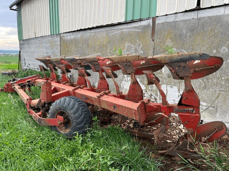 Pflug des Typs Huard 6 CORPS, Gebrauchtmaschine in VERDUN (Bild 4)