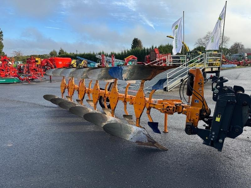 Pflug des Typs Huard 670, Gebrauchtmaschine in ESCAUDOEUVRES (Bild 1)