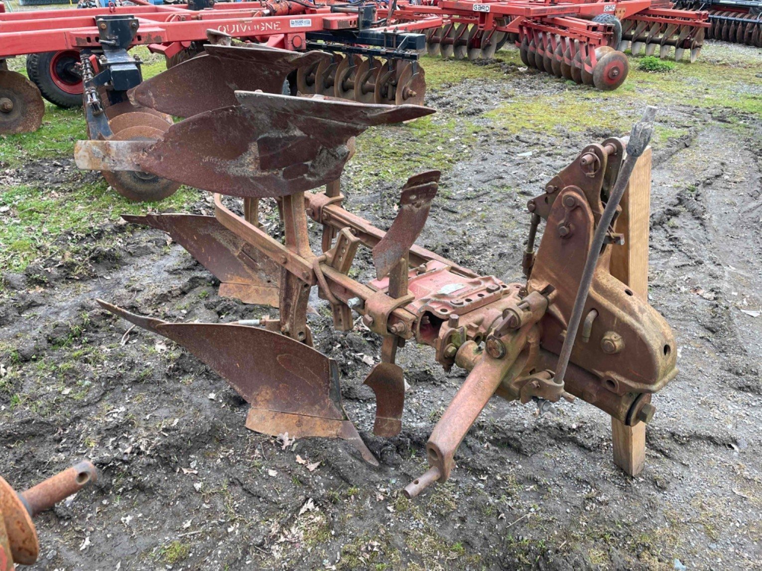 Pflug des Typs Huard HB1, Gebrauchtmaschine in LA SOUTERRAINE (Bild 1)