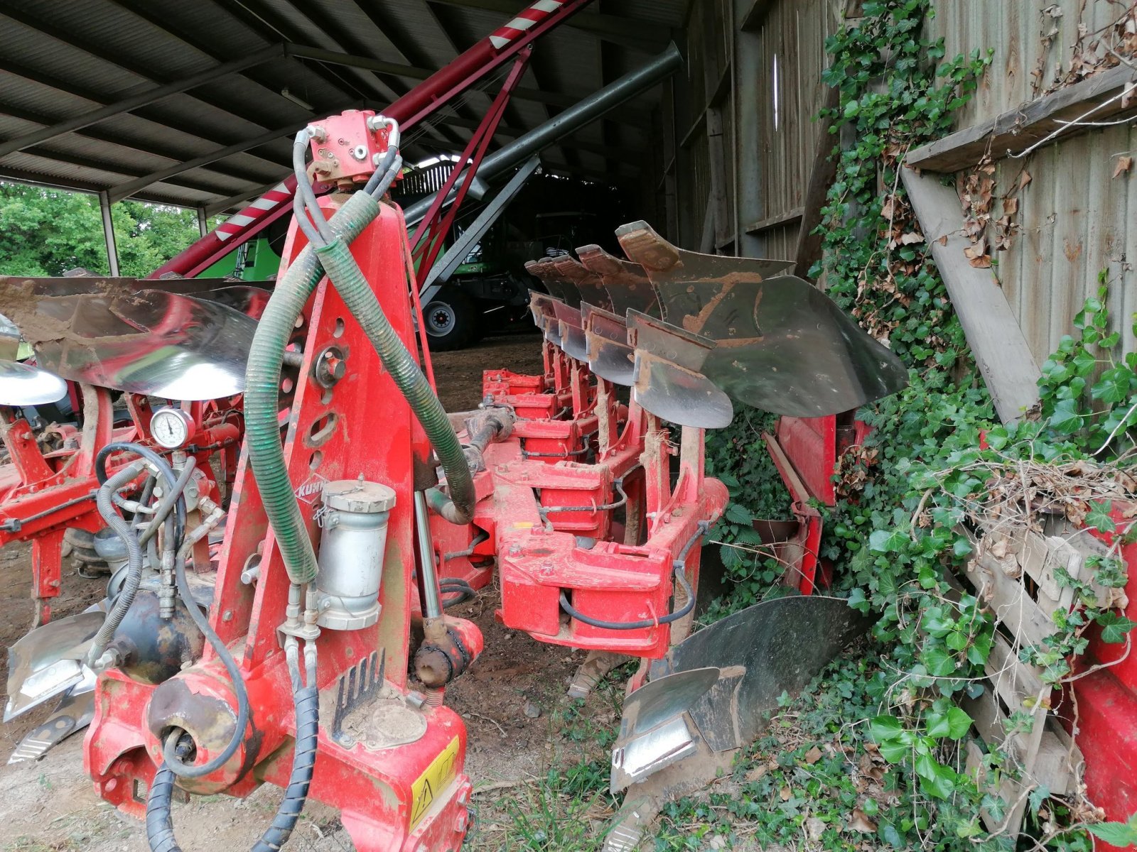 Pflug du type Huard MULTIMASTER122, Gebrauchtmaschine en Le Horps (Photo 8)