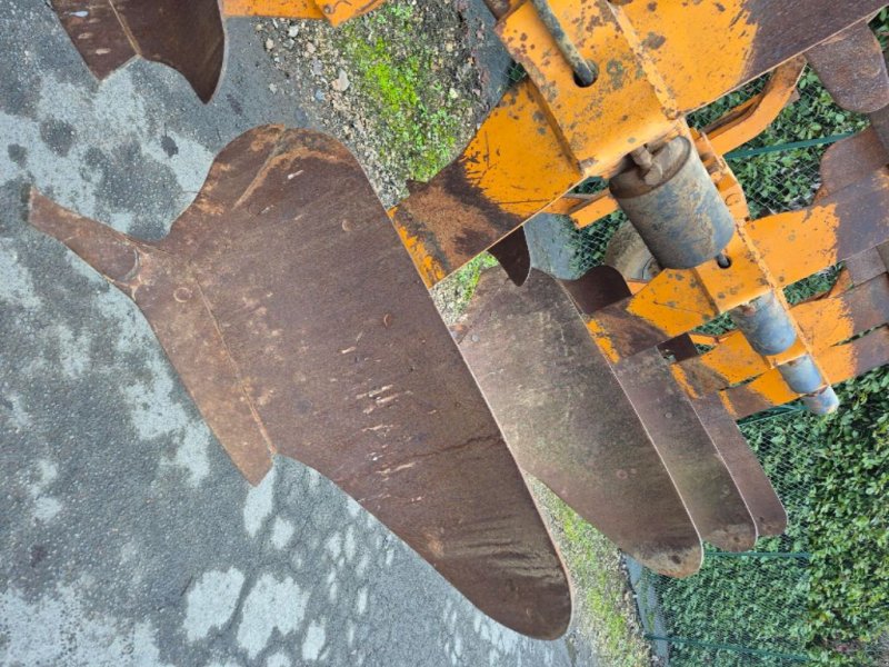 Pflug типа Huard rlm compact nsh, Gebrauchtmaschine в Savigny sur Braye (Фотография 1)