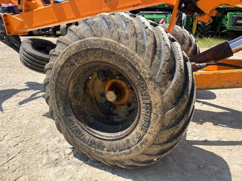 Pflug of the type Huard SPF 6E NSH, Gebrauchtmaschine in PITHIVIERS Cedex (Picture 10)