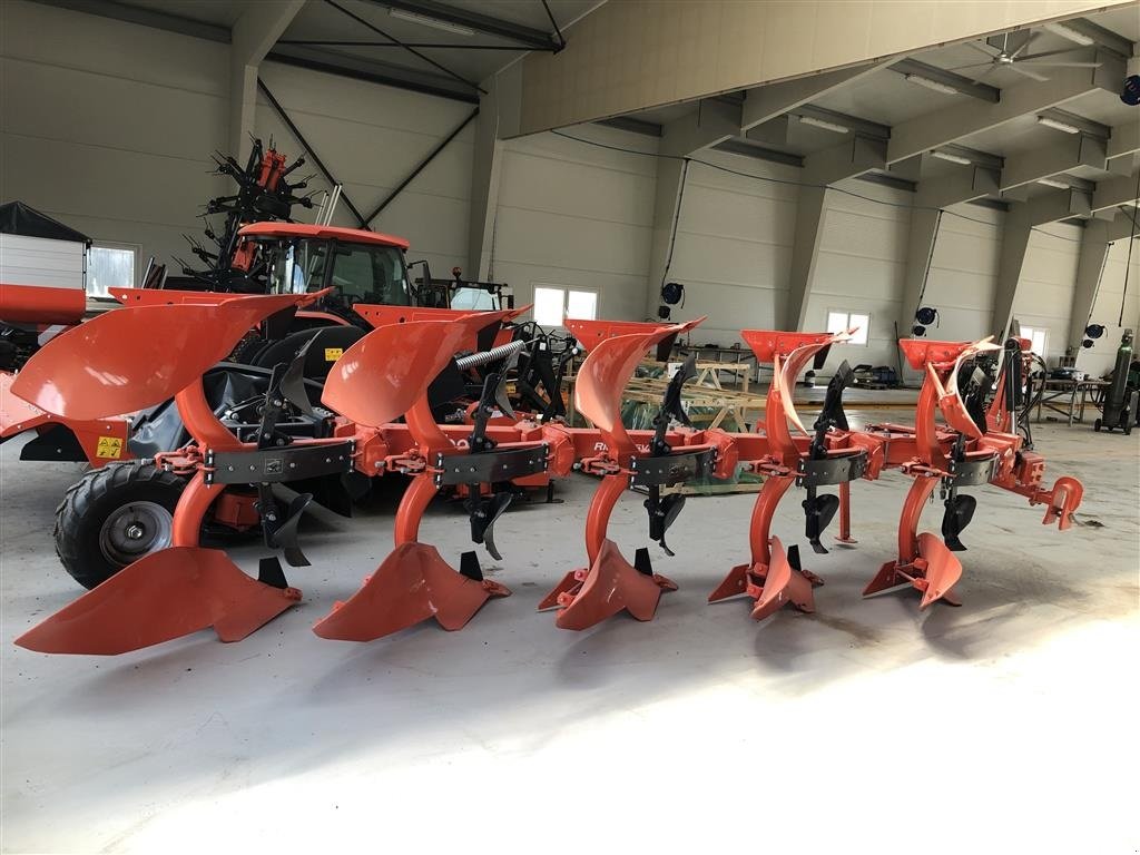 Pflug tipa Kubota RM3005V Variomat stenudløser og variabel furebredde, Gebrauchtmaschine u Sindal (Slika 1)