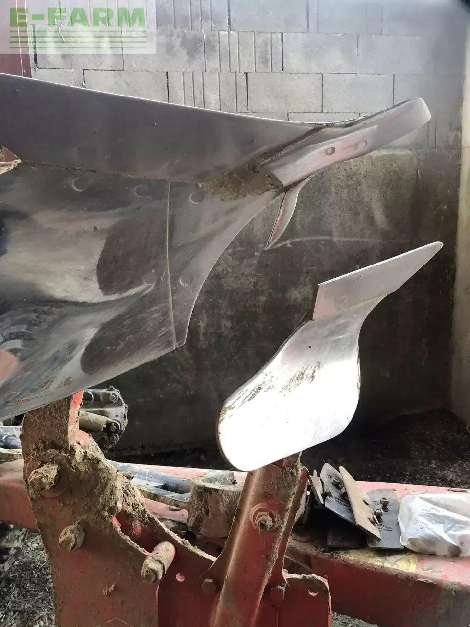 Pflug Türe ait Kuhn 122 varimaster, Gebrauchtmaschine içinde CHAUVONCOURT (resim 9)