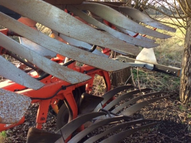 Pflug типа Kuhn 152 VARI-MASTER, Gebrauchtmaschine в Søllested (Фотография 1)