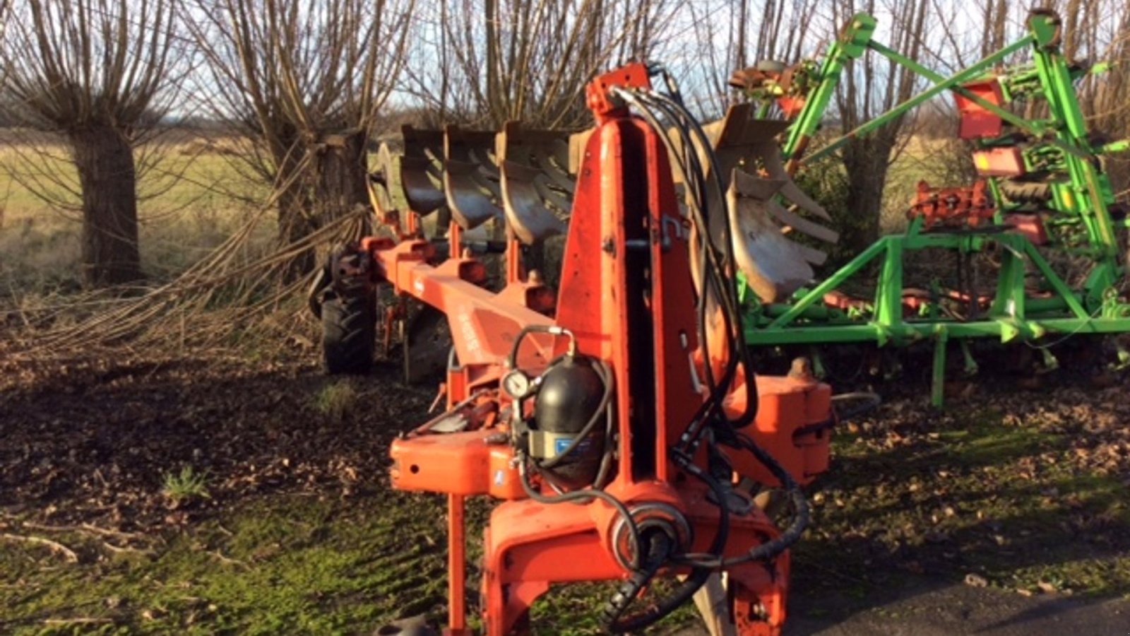 Pflug типа Kuhn 152 VARI-MASTER, Gebrauchtmaschine в Søllested (Фотография 2)