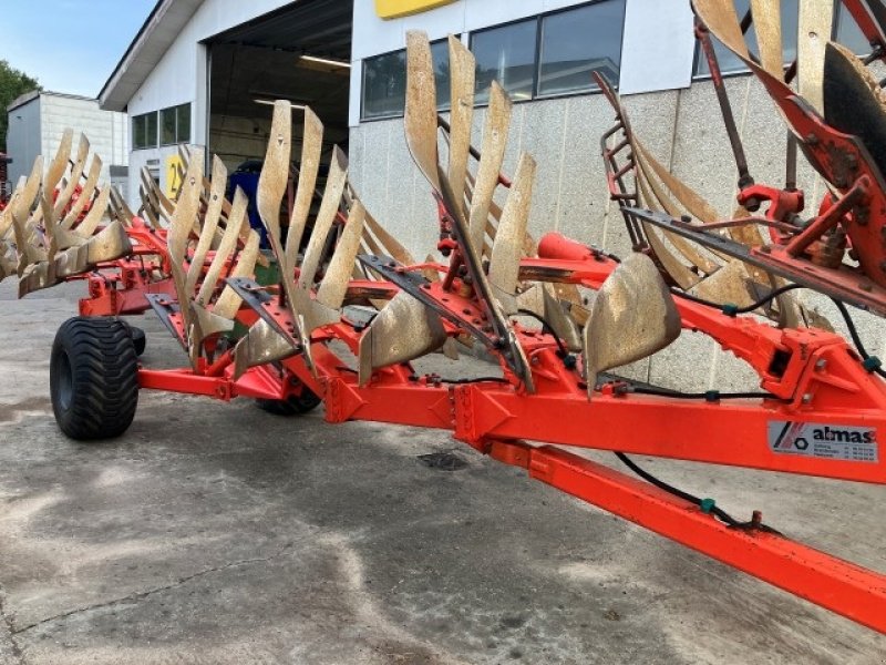 Pflug типа Kuhn 7 x Manager kærreplov, Gebrauchtmaschine в Brønderslev (Фотография 2)