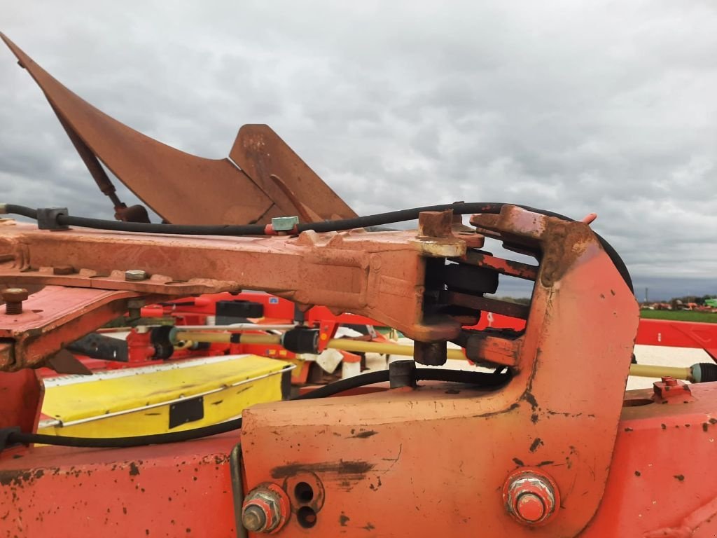 Pflug типа Kuhn Challenger, Gebrauchtmaschine в SAINT LOUP (Фотография 10)