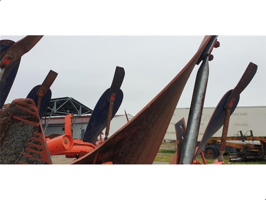 Pflug typu Kuhn Challenger, Gebrauchtmaschine w  (Zdjęcie 6)