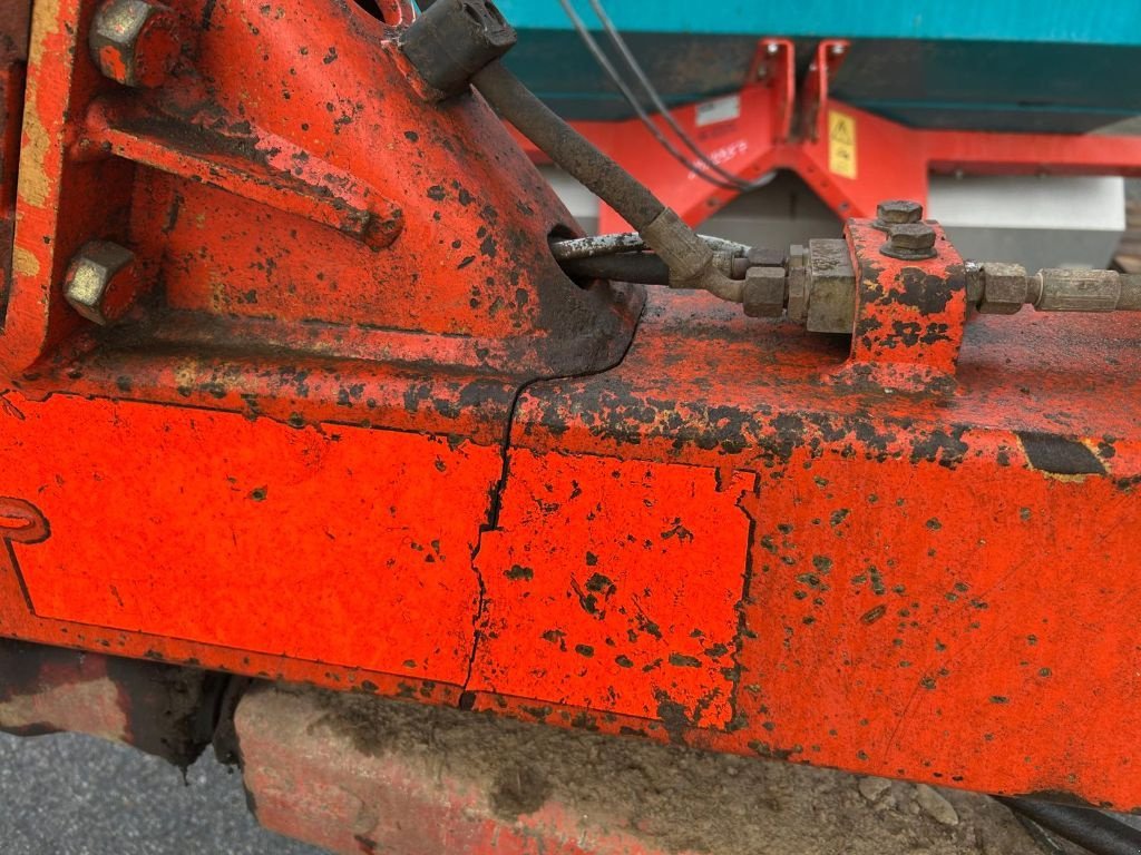 Pflug Türe ait Kuhn Manager, Gebrauchtmaschine içinde JOSSELIN (resim 5)