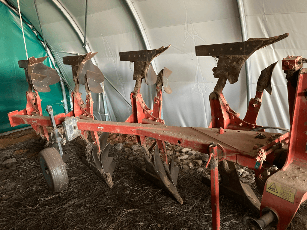 Pflug of the type Kuhn MASTER 100 4, Gebrauchtmaschine in ISIGNY-LE-BUAT (Picture 1)