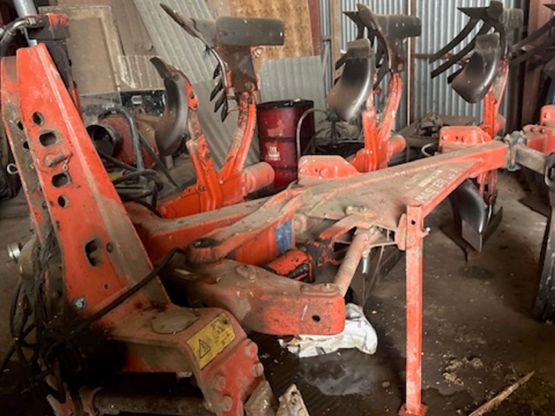 Pflug от тип Kuhn MASTER 120 RISTEPLOV MED STENUDLØSER, Gebrauchtmaschine в Dronninglund (Снимка 1)