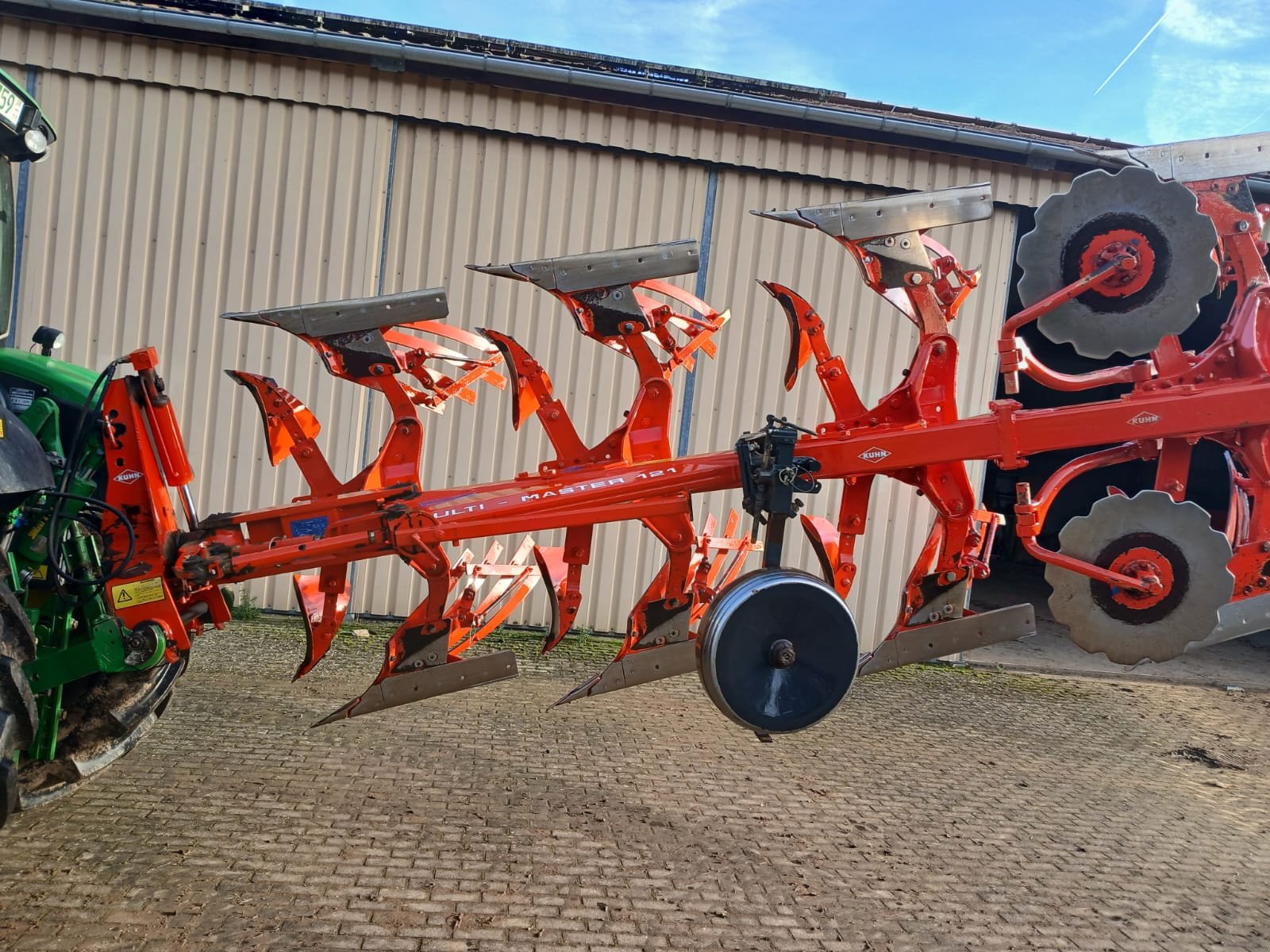 Pflug typu Kuhn Master 121, Gebrauchtmaschine v Riedenheim/ Stalldorf (Obrázek 3)