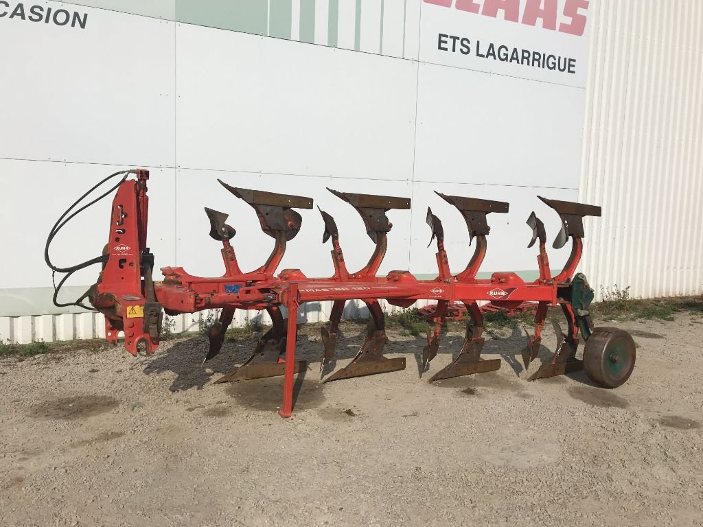Pflug типа Kuhn Master120, Gebrauchtmaschine в MORLHON LE HAUT (Фотография 2)