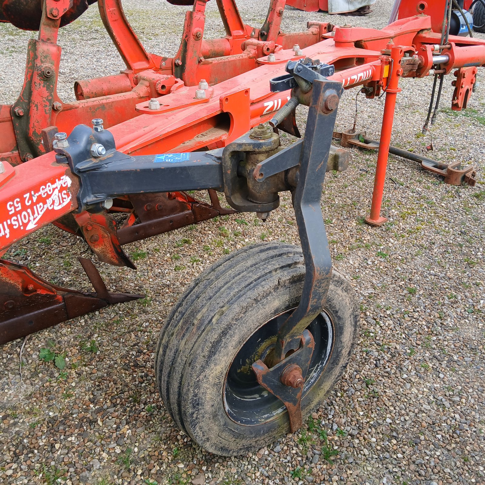 Pflug от тип Kuhn MM112, Gebrauchtmaschine в HERLIN LE SEC (Снимка 4)