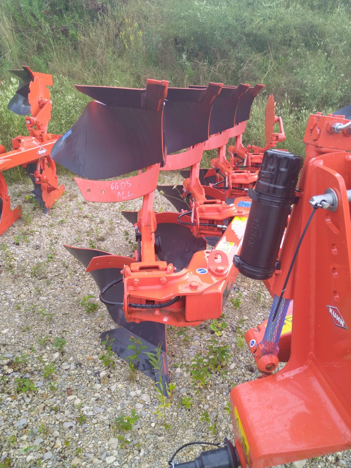 Pflug van het type Kuhn MM113/4 NSH 70/90 LP66, Neumaschine in Pegnitz-Bronn (Foto 2)