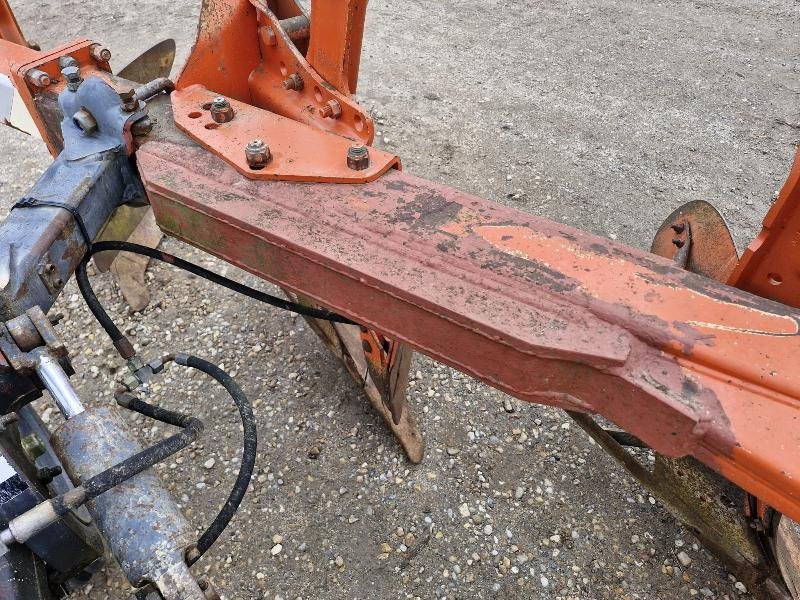 Pflug tipa Kuhn MM121.5T, Gebrauchtmaschine u BRAY en Val (Slika 8)