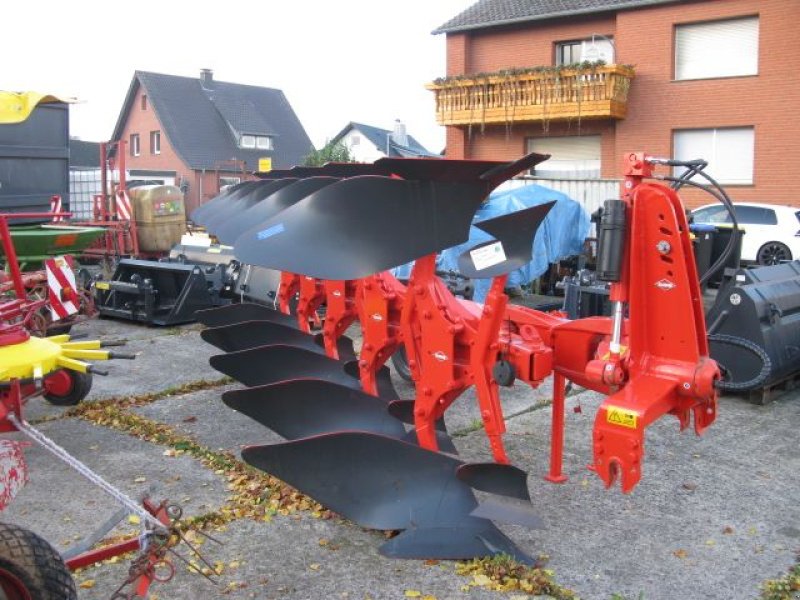 Pflug tip Kuhn MM123  4 + 5, Neumaschine in Nieheim Kreis Höxter (Poză 1)