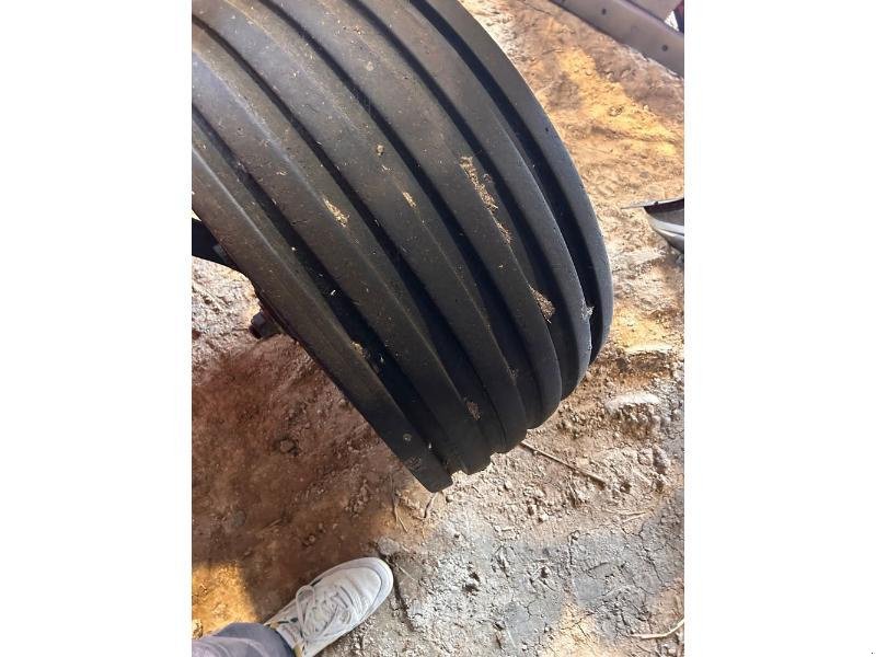 Pflug Türe ait Kuhn MM182-7T, Gebrauchtmaschine içinde ANTIGNY (resim 6)