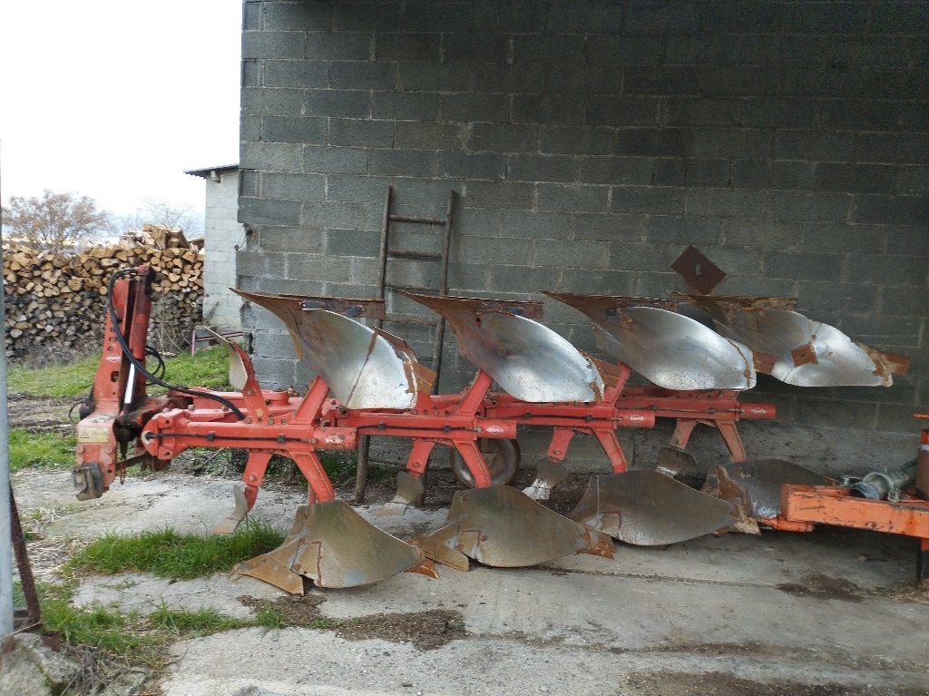 Pflug от тип Kuhn Multi master 110, Gebrauchtmaschine в Calmont (Снимка 2)