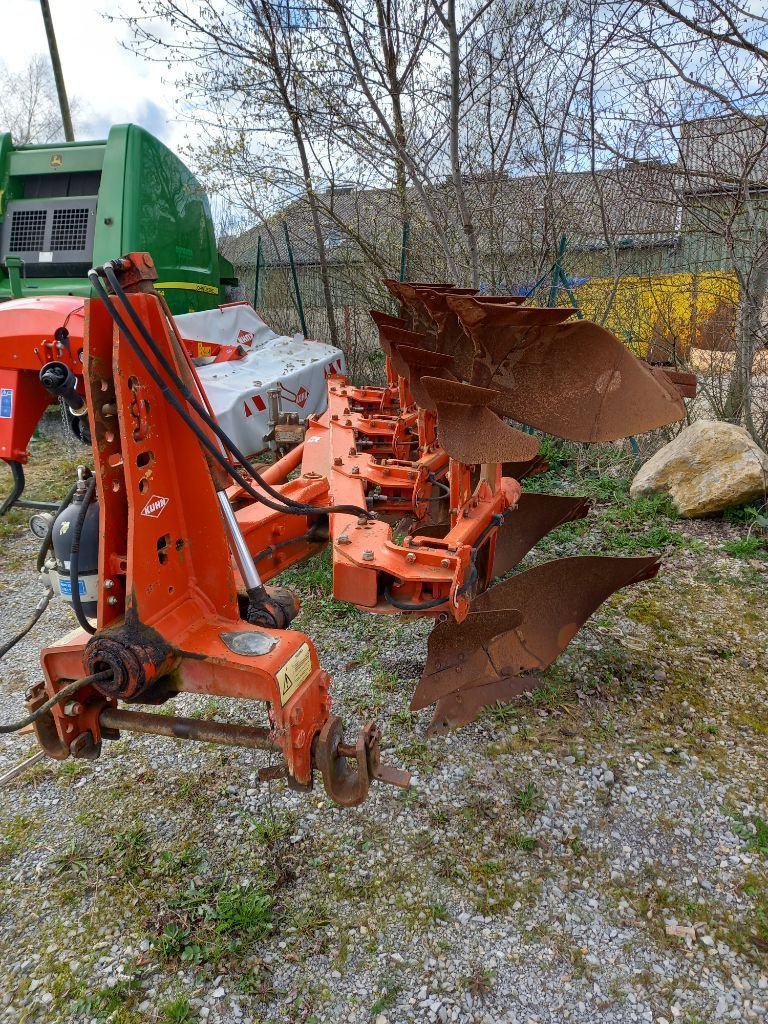 Pflug des Typs Kuhn Multi master 110, Gebrauchtmaschine in Calmont (Bild 2)