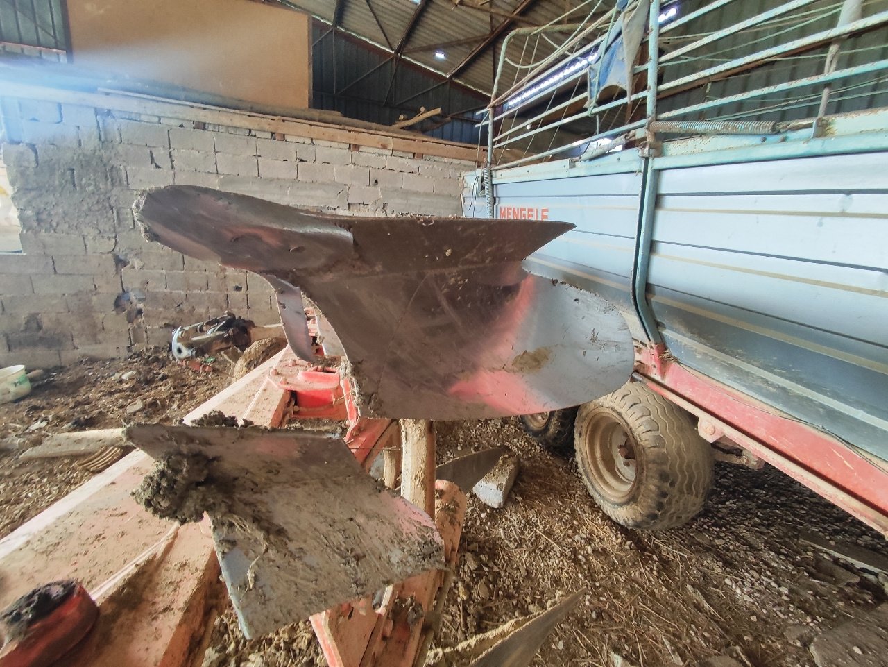 Pflug от тип Kuhn Multi master 122, Gebrauchtmaschine в Saint-Nabord (Снимка 6)