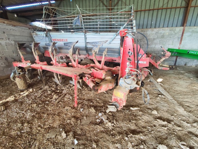 Pflug van het type Kuhn Multi master 122, Gebrauchtmaschine in Saint-Nabord