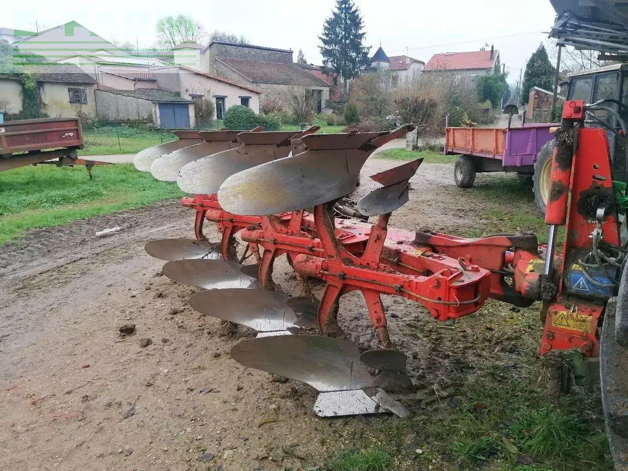 Pflug от тип Kuhn multi master 152.4e, Gebrauchtmaschine в CHAUVONCOURT (Снимка 1)