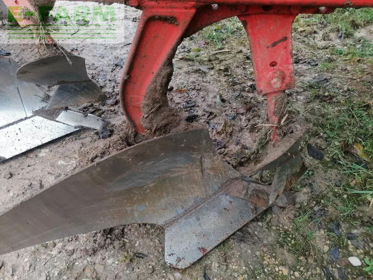 Pflug от тип Kuhn multi master 152.4e, Gebrauchtmaschine в CHAUVONCOURT (Снимка 10)