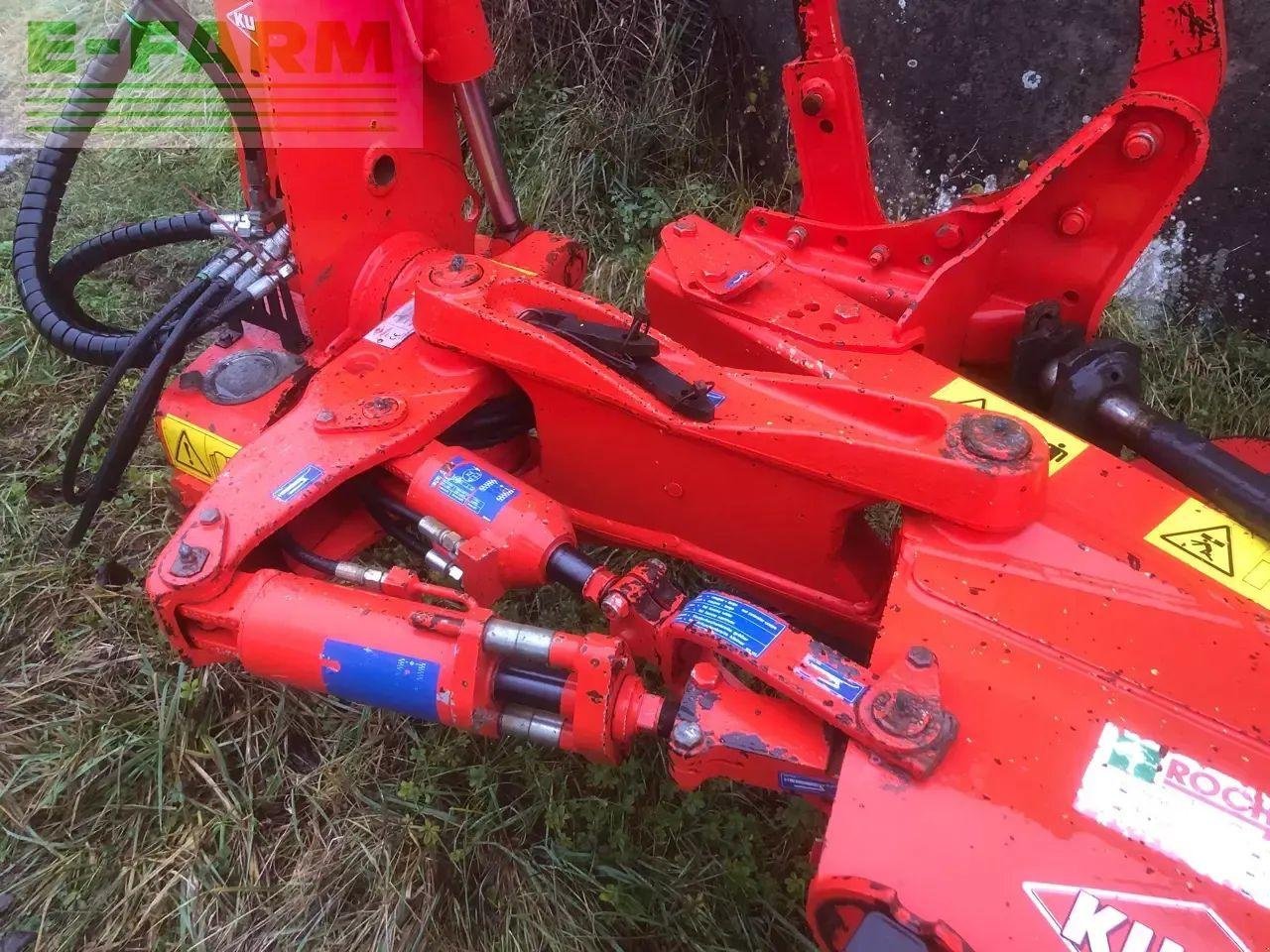 Pflug du type Kuhn multimaster 122, Gebrauchtmaschine en CHAUVONCOURT (Photo 11)