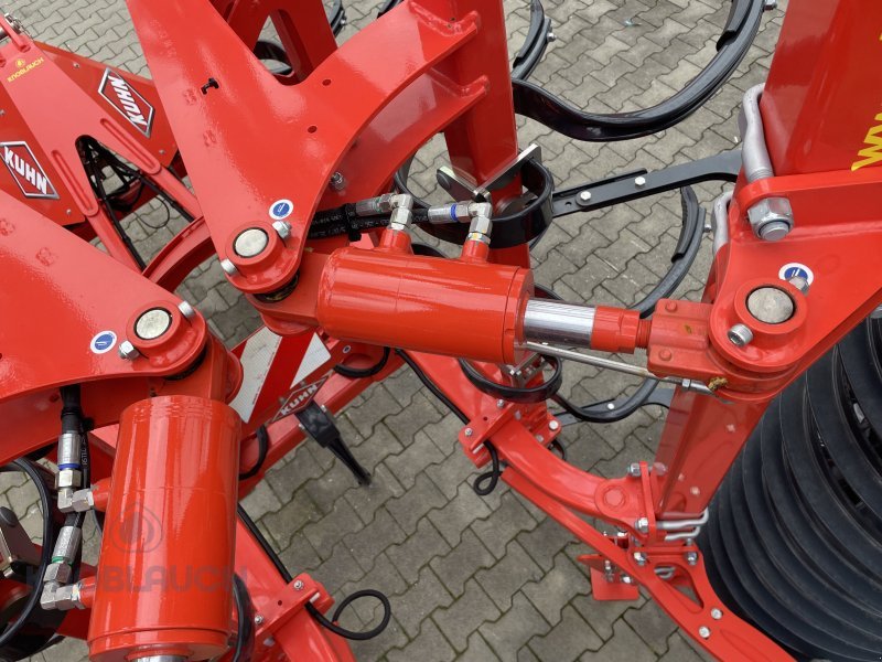 Pflug Türe ait Kuhn Prolander 600R, Neumaschine içinde Immendingen (resim 3)