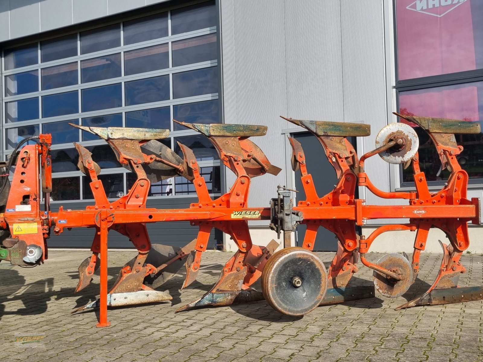 Pflug Türe ait Kuhn Standard S, Gebrauchtmaschine içinde Frauenneuharting (resim 2)