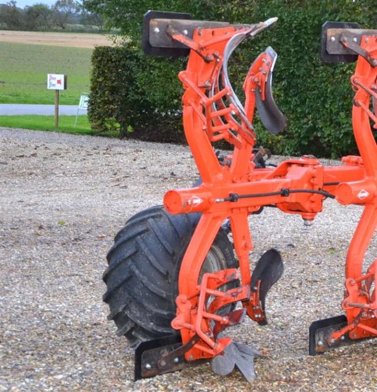 Pflug des Typs Kuhn Udbygningsfure Vari-Master 151-153 NSH med VL underplov, Gebrauchtmaschine in Vils, Mors (Bild 3)