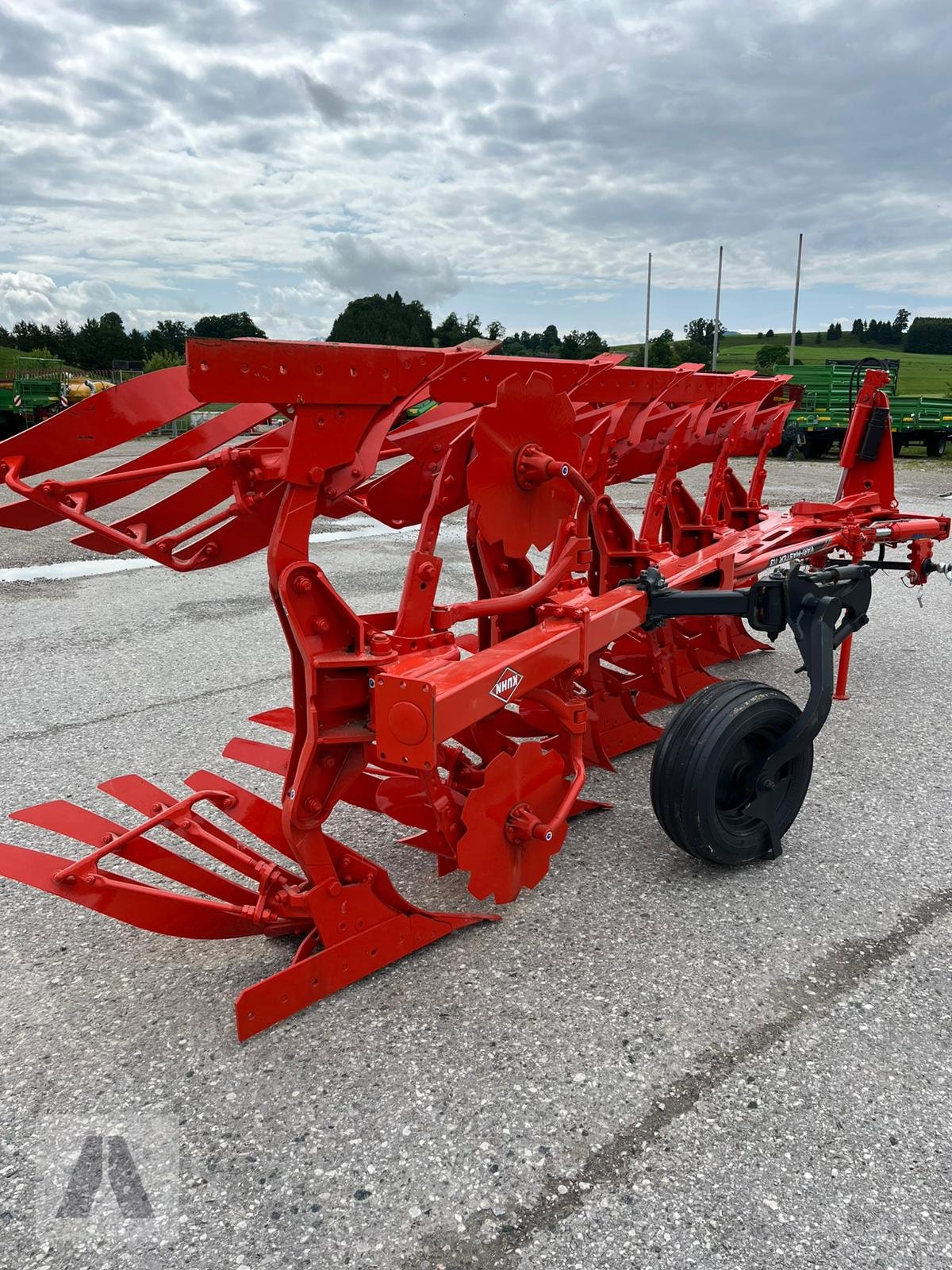Pflug des Typs Kuhn Vari-Master 113 5, Neumaschine in Antdorf (Bild 3)