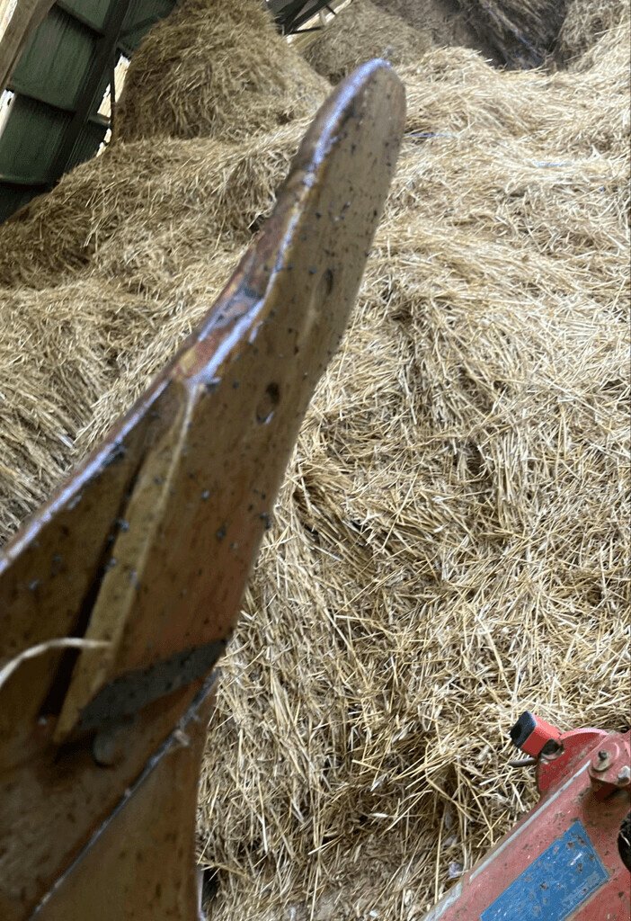 Pflug типа Kuhn VARI MASTER 120-4ENS, Gebrauchtmaschine в PONTIVY (Фотография 8)