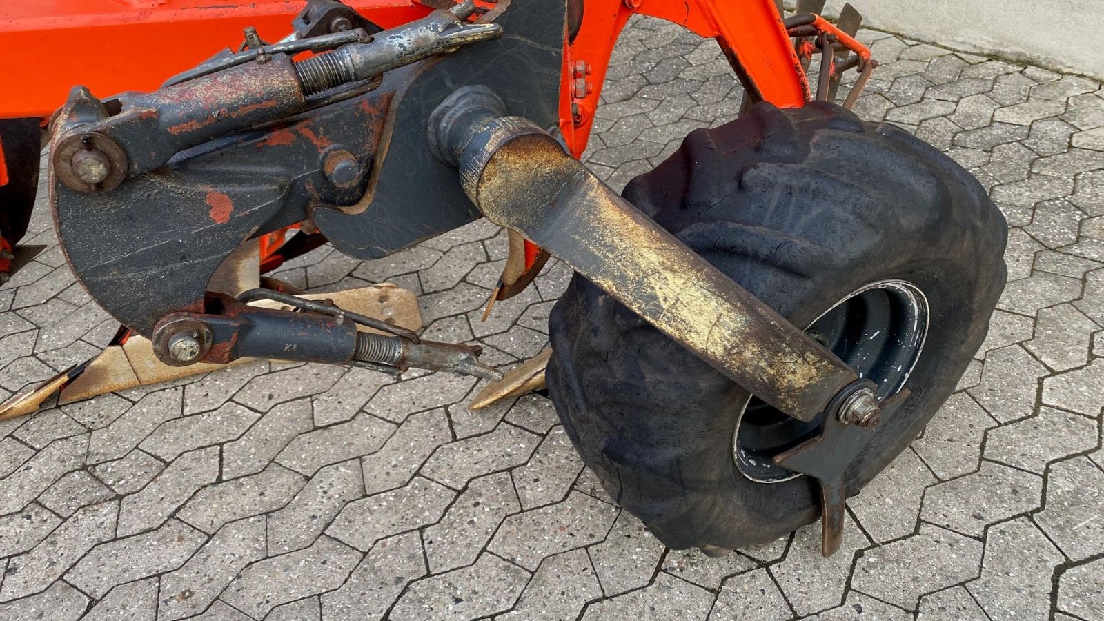 Pflug del tipo Kuhn Vari-Master 122NSH, Gebrauchtmaschine en Ringe (Imagen 4)