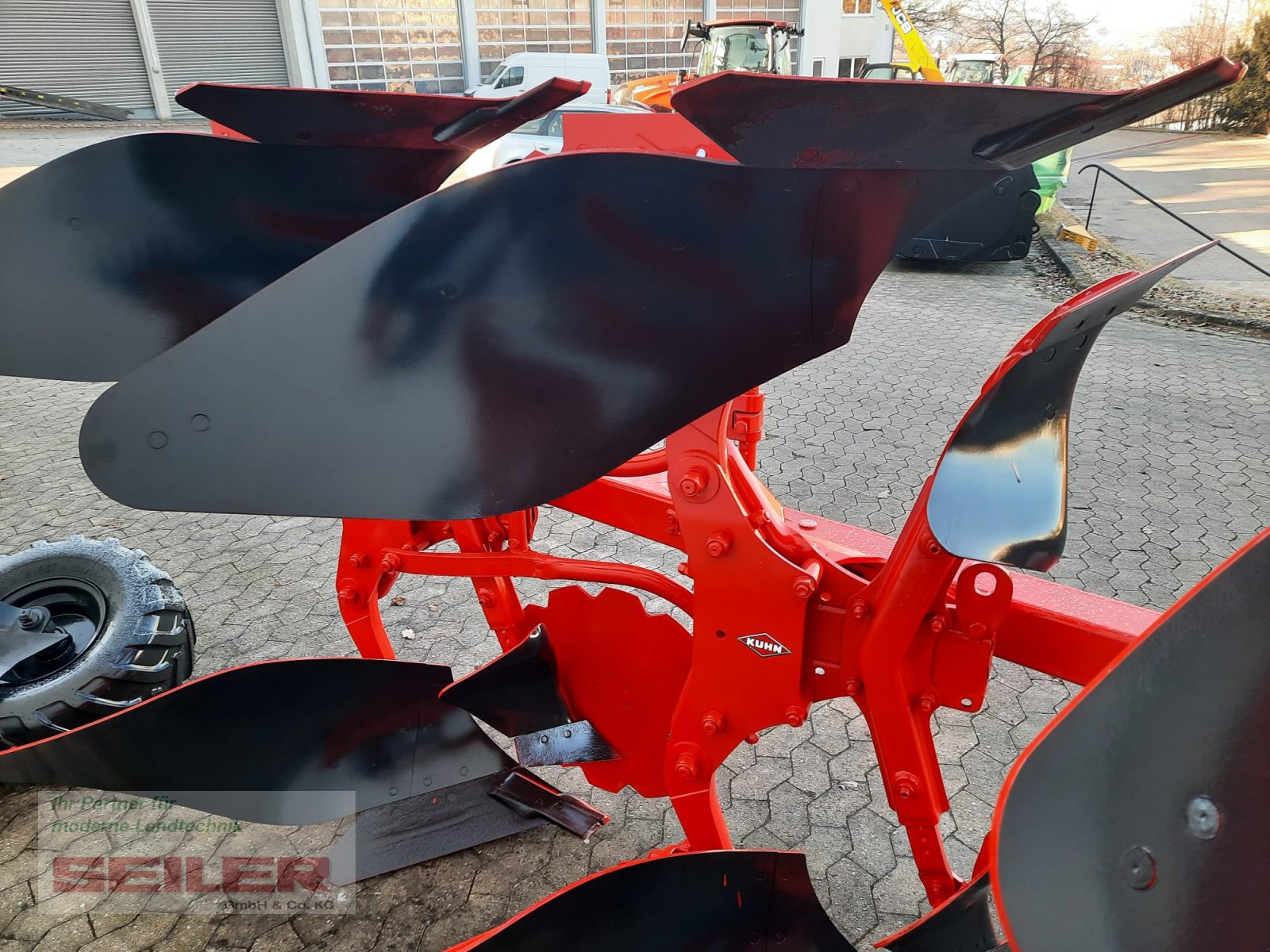 Pflug tip Kuhn Vari-Master 123T LPo 5-Schar, Neumaschine in Ansbach (Poză 3)