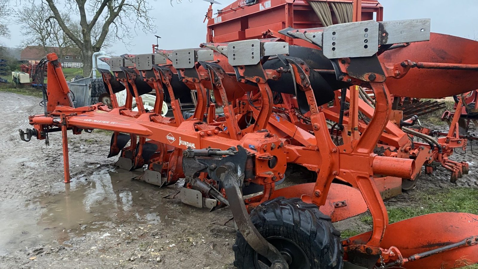 Pflug des Typs Kuhn Vari-Master 151 x 5 fure, Gebrauchtmaschine in øster ulslev (Bild 4)