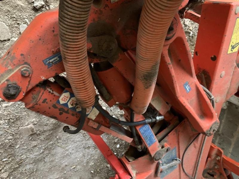 Pflug des Typs Kuhn VARI MASTER 151, Gebrauchtmaschine in ROYE (Bild 11)