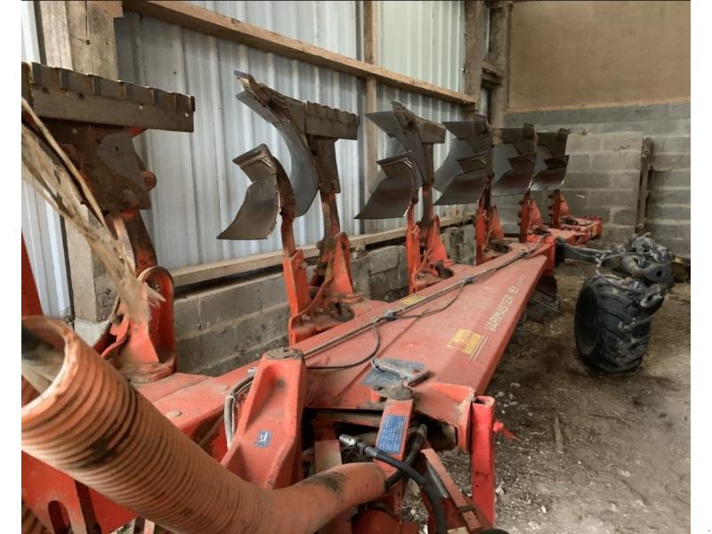 Pflug des Typs Kuhn VARI MASTER 151, Gebrauchtmaschine in ROYE (Bild 3)