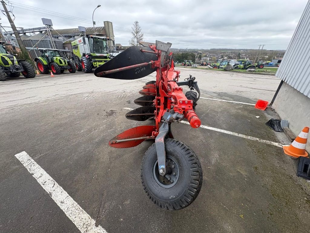 Pflug του τύπου Kuhn Vari master 152, Gebrauchtmaschine σε SALEUX (Φωτογραφία 7)