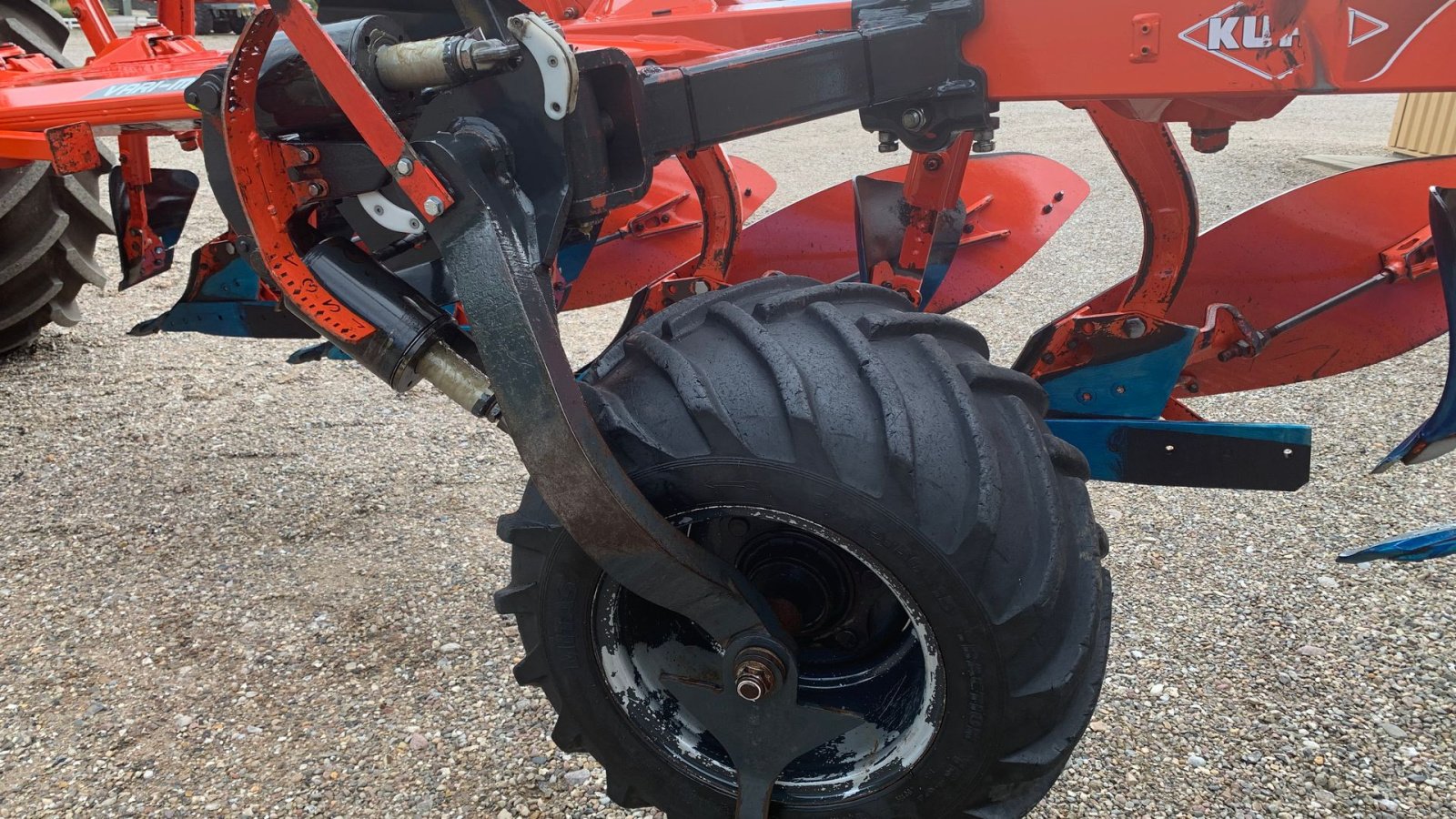 Pflug типа Kuhn Vari-Master 153 6 furet, Gebrauchtmaschine в Tinglev (Фотография 6)