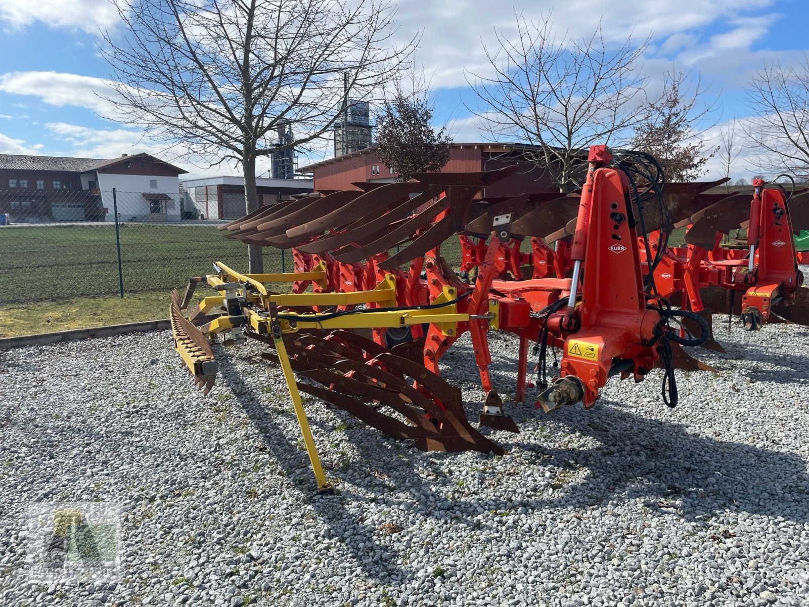 Pflug typu Kuhn Vari-Master 153 mit Schollencracker, Gebrauchtmaschine w Regensburg (Zdjęcie 1)