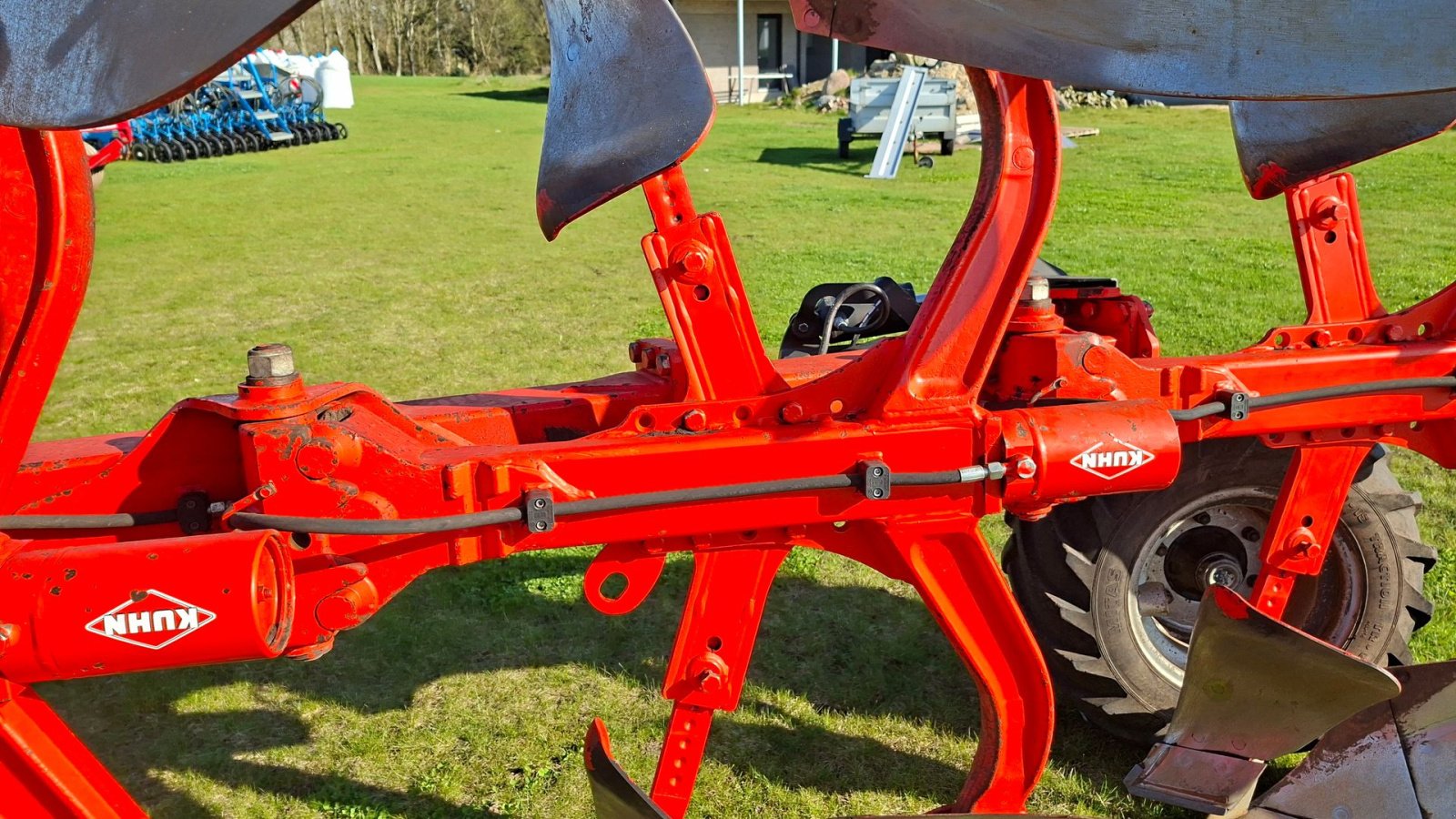 Pflug du type Kuhn Vari-Master 153, Gebrauchtmaschine en Nykøbing Mors (Photo 15)