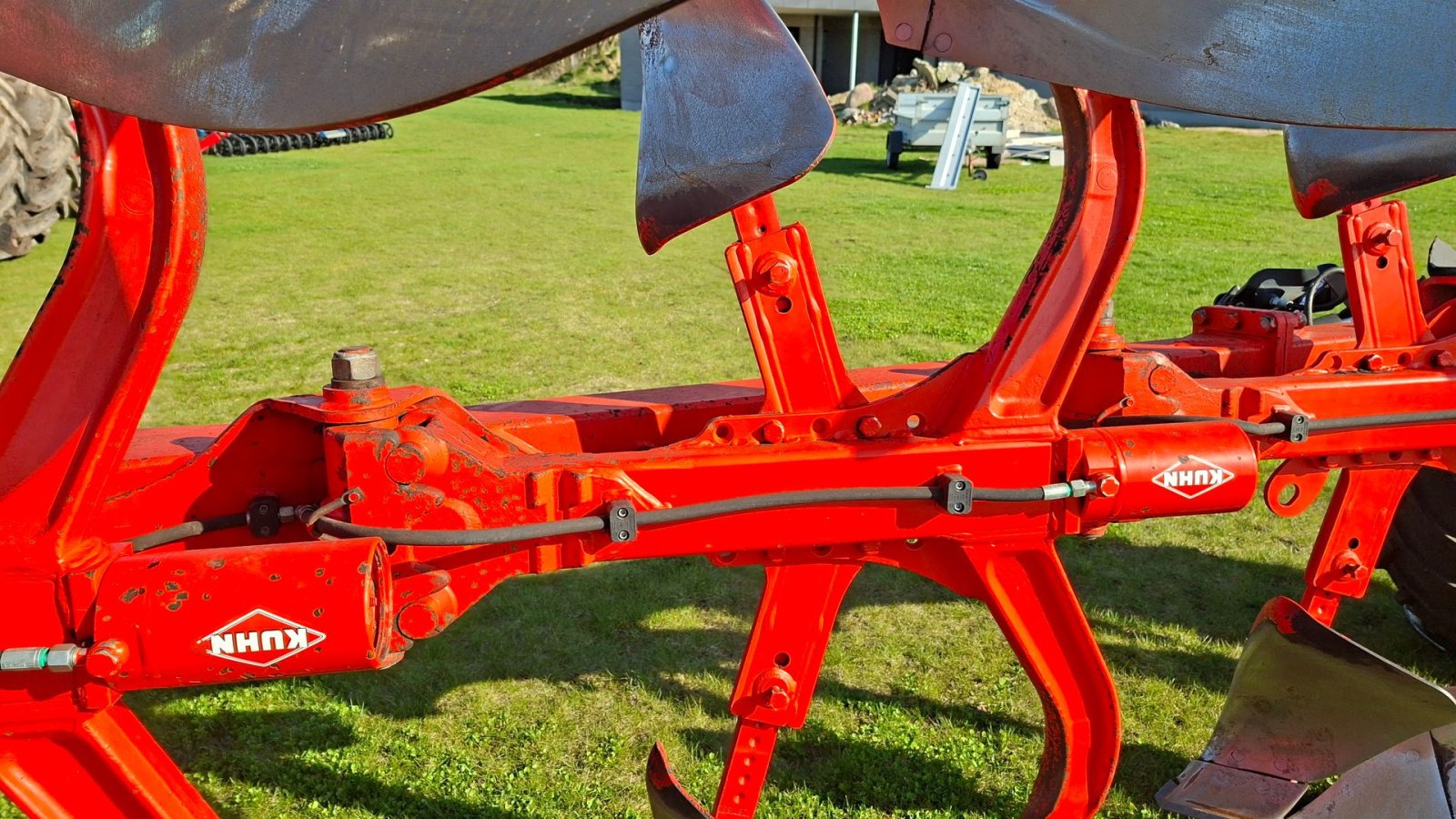 Pflug du type Kuhn Vari-Master 153, Gebrauchtmaschine en Nykøbing Mors (Photo 14)